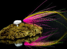 Load image into Gallery viewer, Teardrop Bucktails
